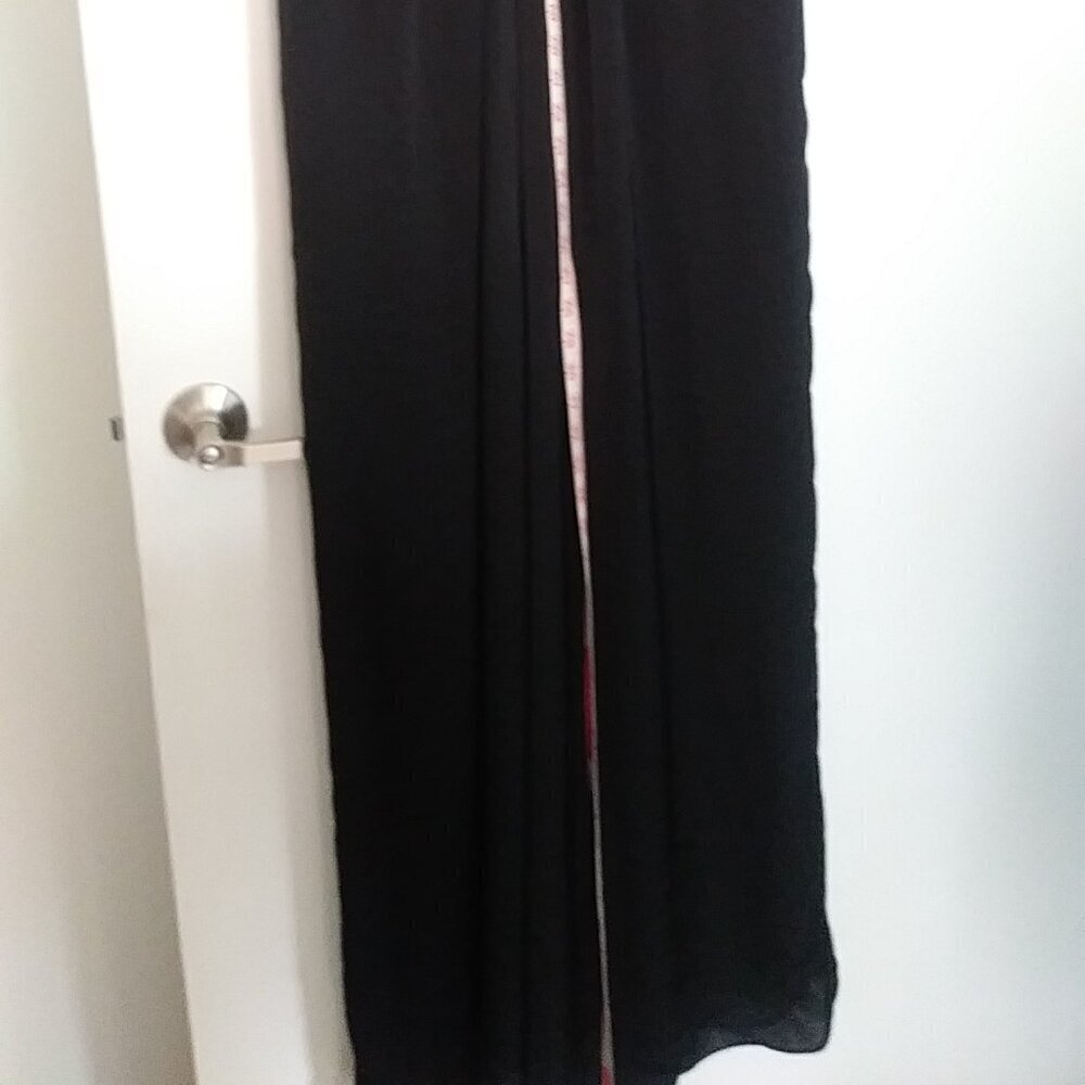 🖤 Title: Lewit Black Wide Leg Jumpsuit – Size 8 Sexy, Sleek & Pocket-Perfect - Picture 9 of 13
